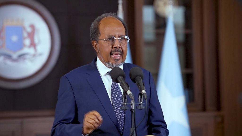 Madaxweyne Xasan Sheekh oo ka hadlay arrinta Emirate-ka Carabta.jpg